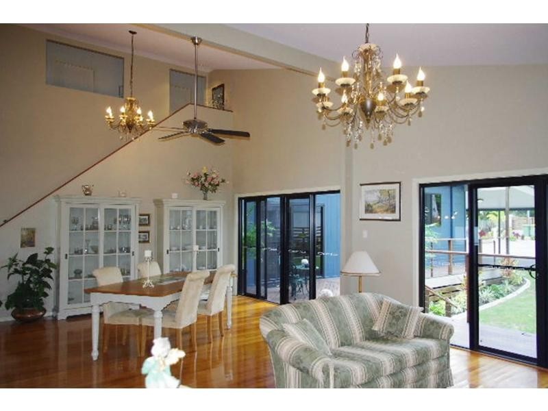 91 Coondooroopa Drive, Macleay Island QLD 4184