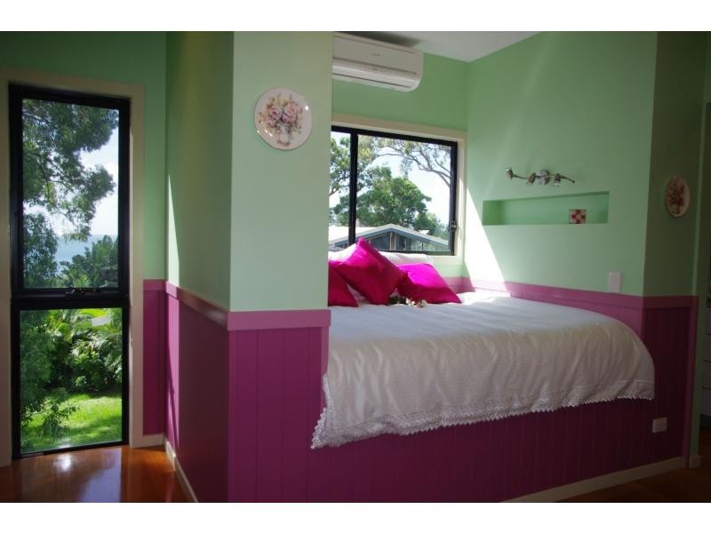 91 Coondooroopa Drive, Macleay Island QLD 4184