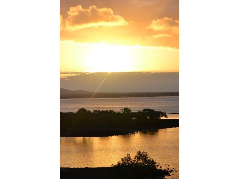 91 Coondooroopa Drive, Macleay Island QLD 4184