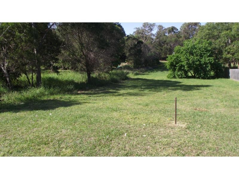 7 Granadilla Street, Macleay Island QLD 4184