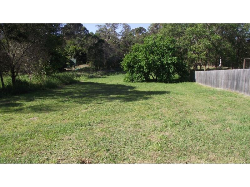7 Granadilla Street, Macleay Island QLD 4184