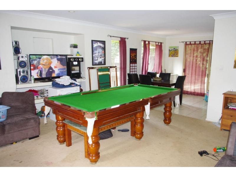 10 Scotts Road, Macleay Island QLD 4184