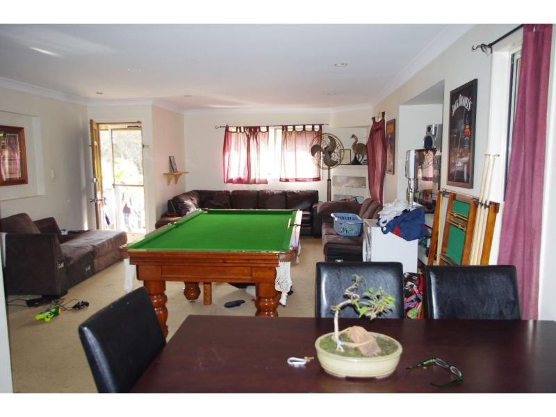 10 Scotts Road, Macleay Island QLD 4184