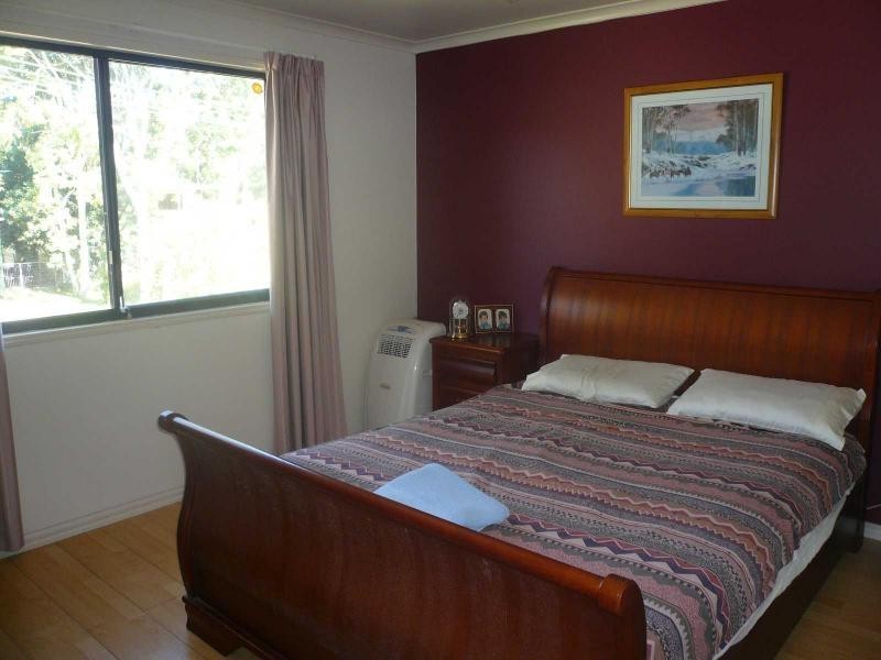 11 Jane Street, Macleay Island QLD 4184