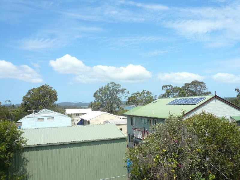 34 Eastbourne Terrace, Macleay Island QLD 4184