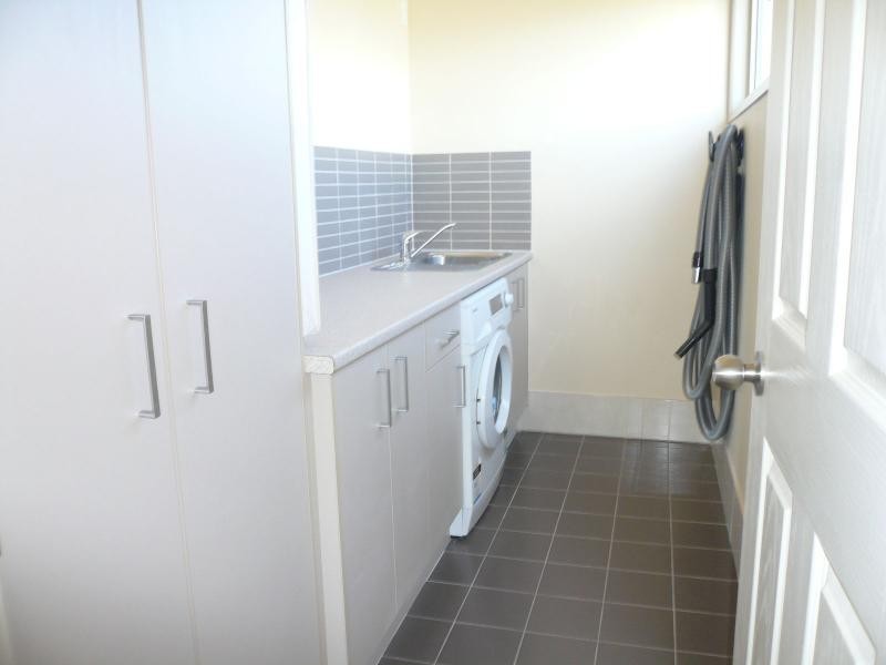 34 Eastbourne Terrace, Macleay Island QLD 4184