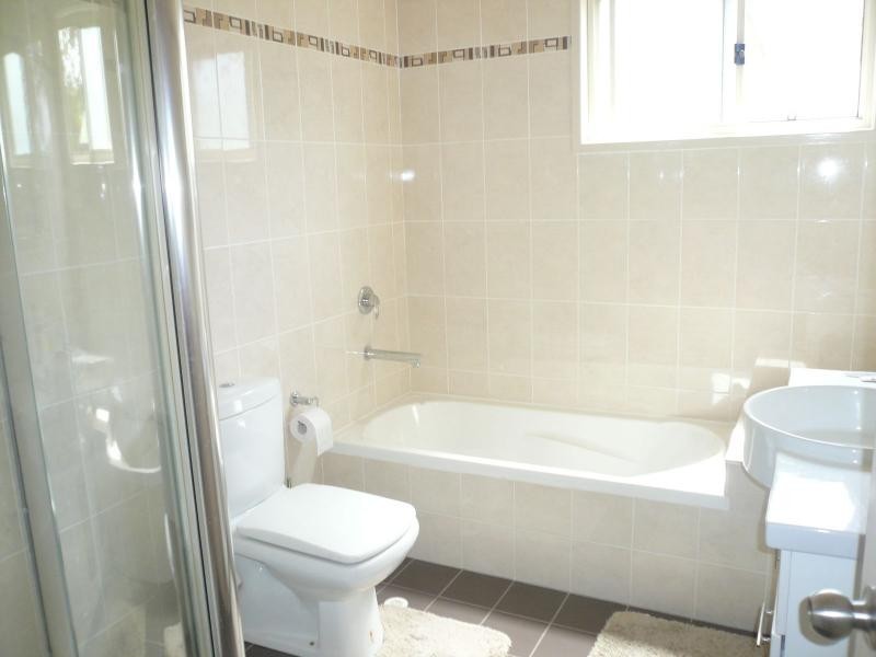 34 Eastbourne Terrace, Macleay Island QLD 4184