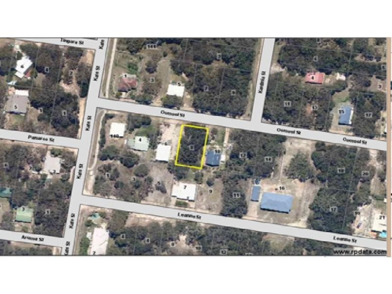 8 Oomool Street, Macleay Island QLD 4184