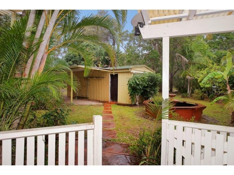 1 Treasure Island Avenue, Karragarra Island QLD 4184