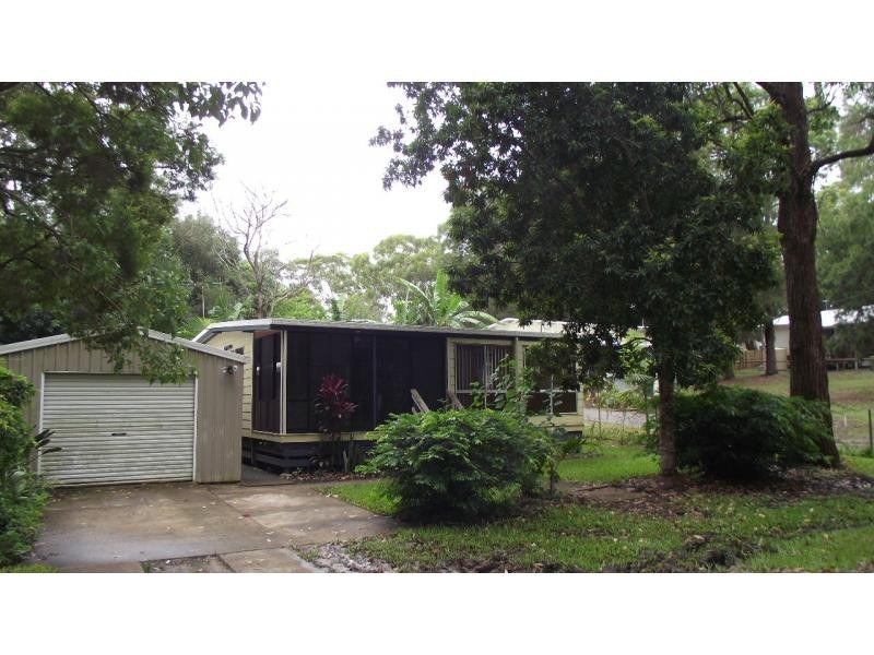 19 Aruma Street, Macleay Island QLD 4184