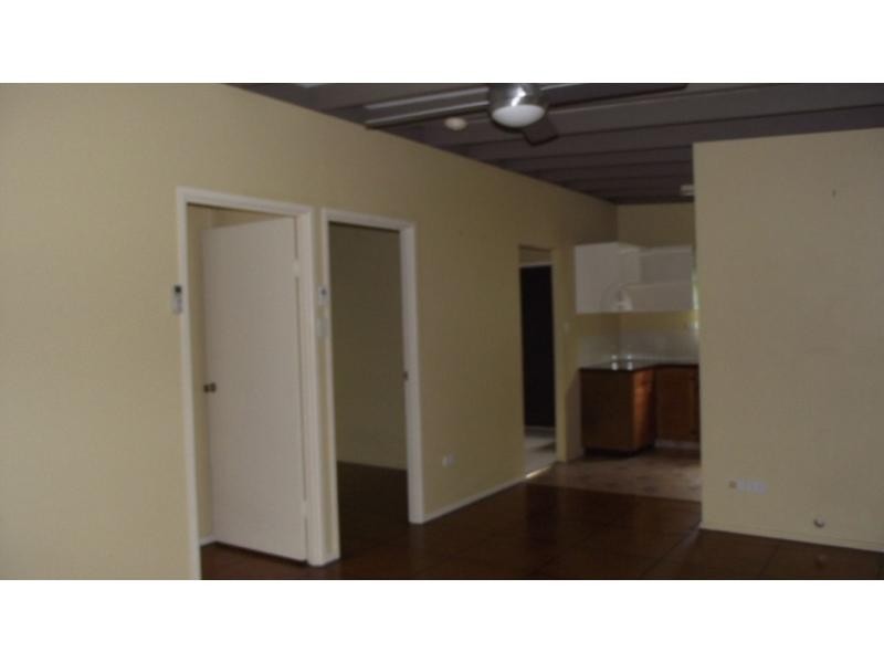 19 Aruma Street, Macleay Island QLD 4184