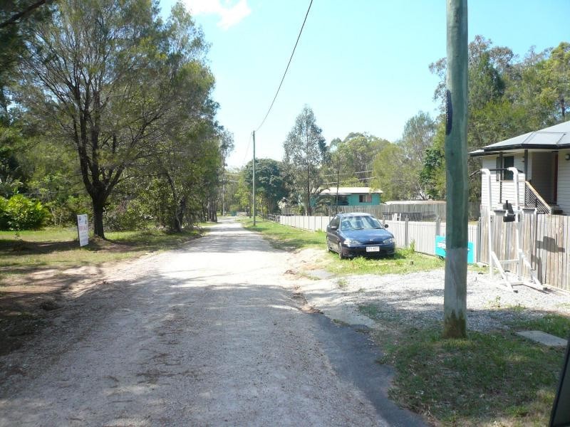 22 Natone Terrace, Macleay Island QLD 4184