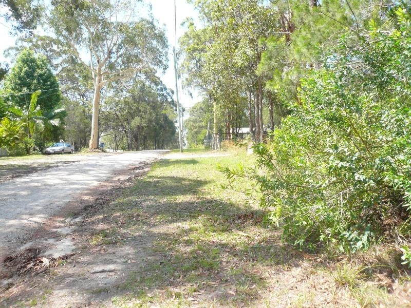 10 President Terrace, Macleay Island QLD 4184