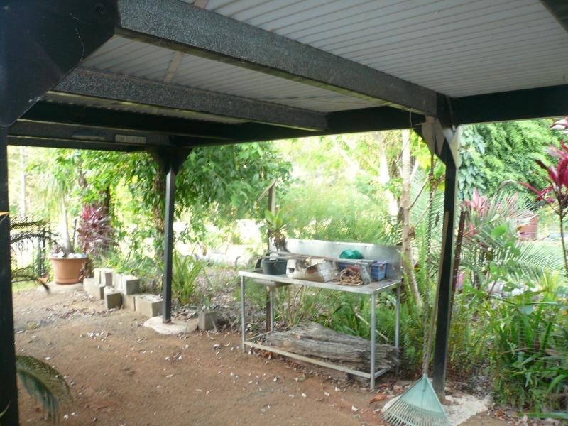 61 Lucas Drive, Lamb Island QLD 4184