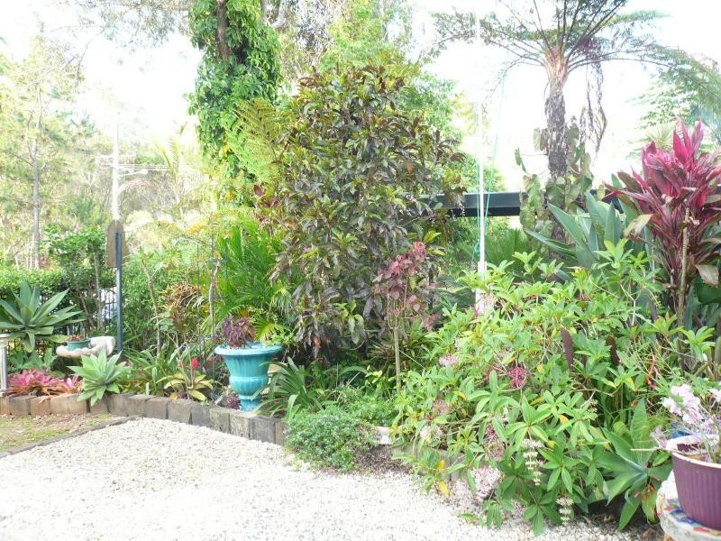 61 Lucas Drive, Lamb Island QLD 4184