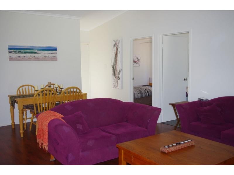 17 Aruma Street, Macleay Island QLD 4184