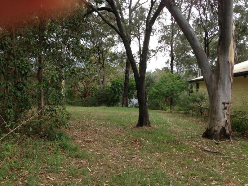 10 Blue Water Crescent, Macleay Island QLD 4184