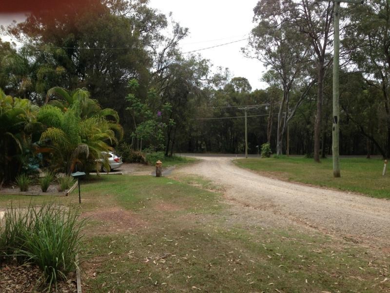 10 Blue Water Crescent, Macleay Island QLD 4184
