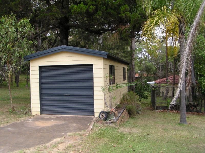 48 Coondooroopa Drive, Macleay Island QLD 4184