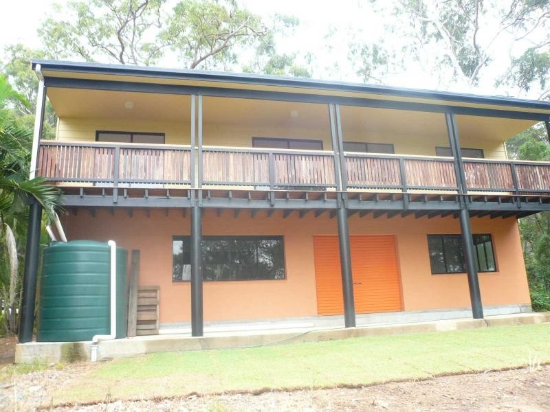 27 Beelong Street, Macleay Island QLD 4184