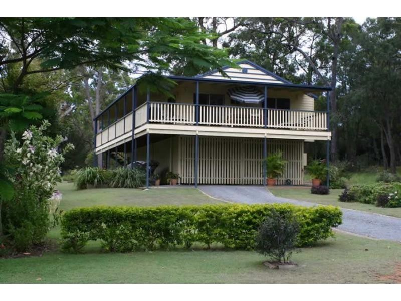 28 Coast Road, Macleay Island QLD 4184