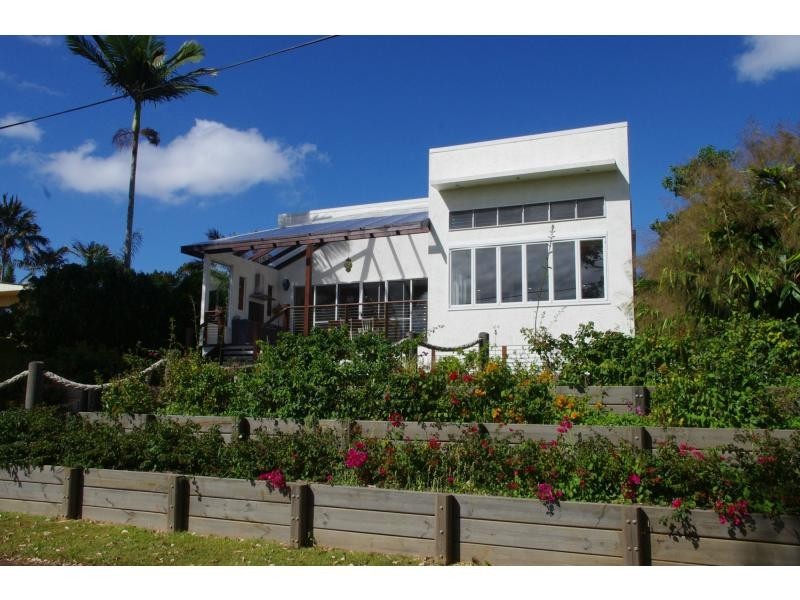 74 The Esplanade, Karragarra Island QLD 4184