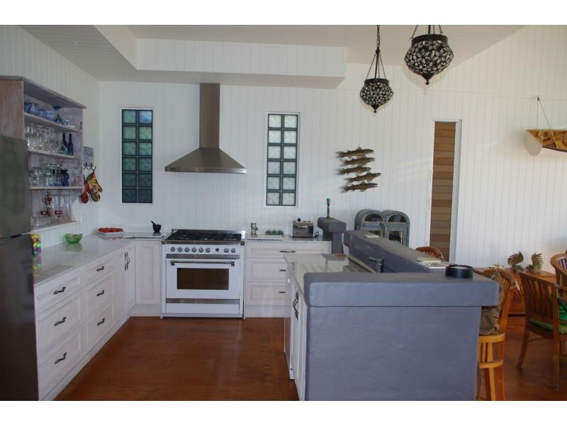 74 The Esplanade, Karragarra Island QLD 4184