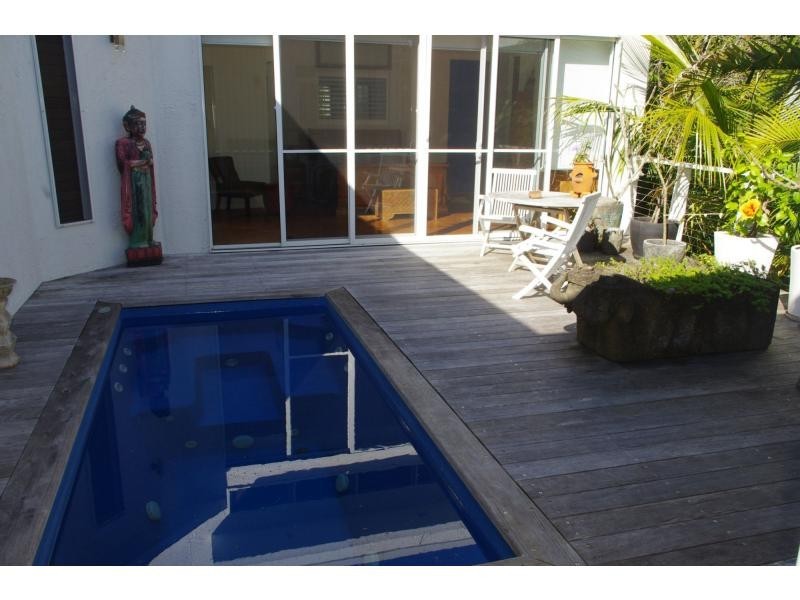 74 The Esplanade, Karragarra Island QLD 4184