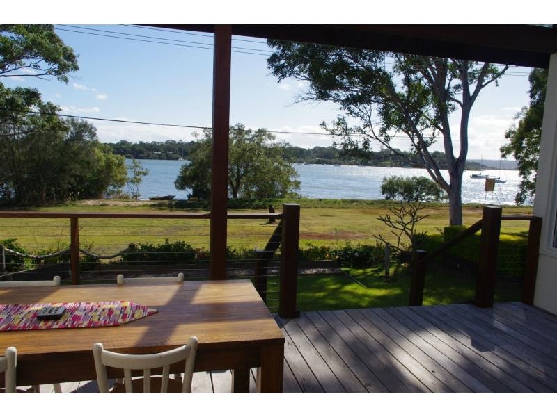 74 The Esplanade, Karragarra Island QLD 4184