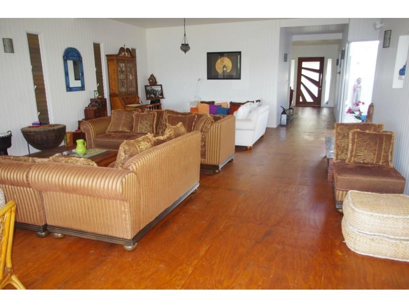 74 The Esplanade, Karragarra Island QLD 4184