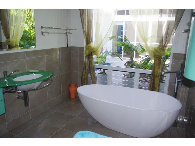 74 The Esplanade, Karragarra Island QLD 4184