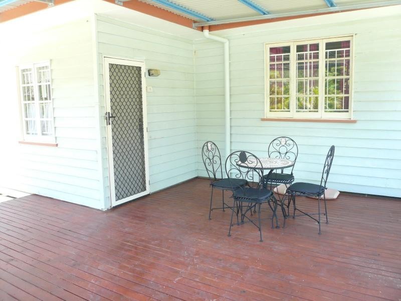6 Benowa Street, Macleay Island QLD 4184