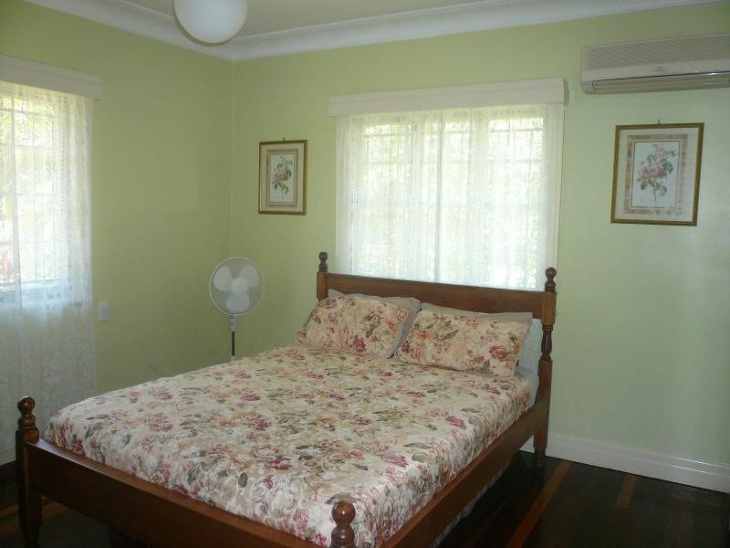 6 Benowa Street, Macleay Island QLD 4184