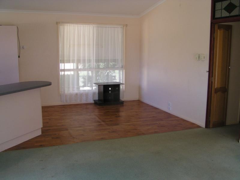 67 Scotts Road, Macleay Island QLD 4184