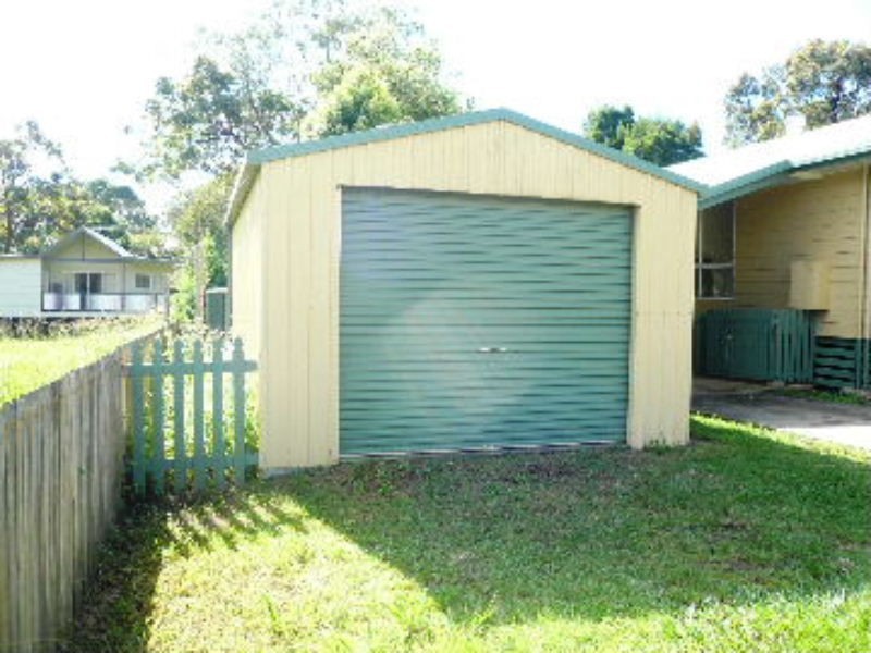 67 Scotts Road, Macleay Island QLD 4184