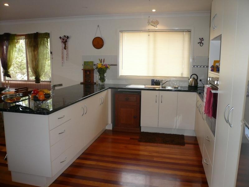 36 Beelong Street, Macleay Island QLD 4184