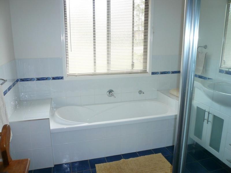 36 Beelong Street, Macleay Island QLD 4184