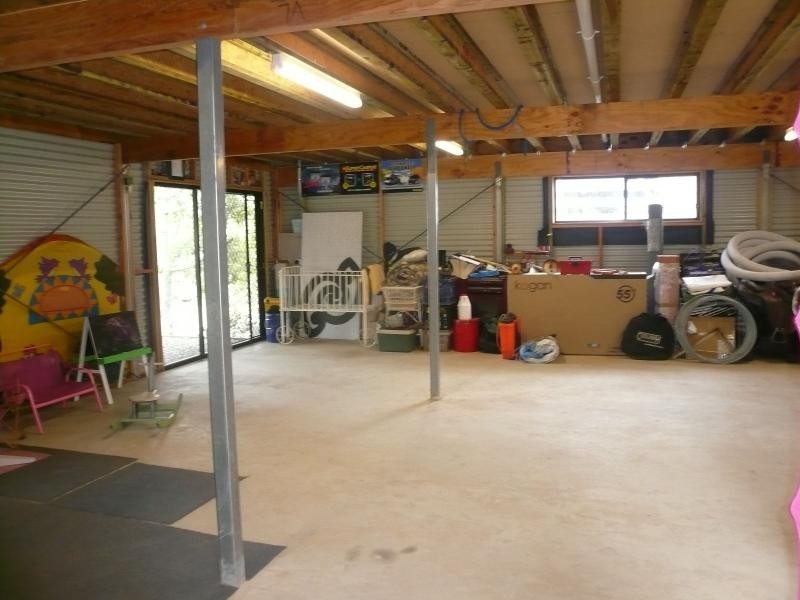 36 Beelong Street, Macleay Island QLD 4184