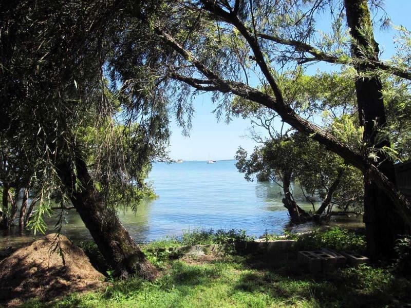 54 Attunga Street North, Macleay Island QLD 4184