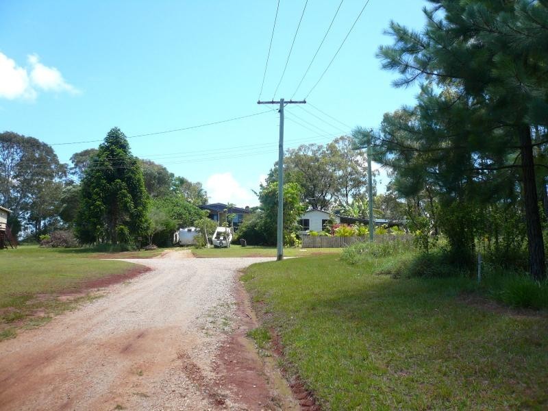 16 Jordan Street, Macleay Island QLD 4184