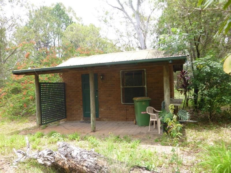 40 Cooee Crescent, Macleay Island QLD 4184