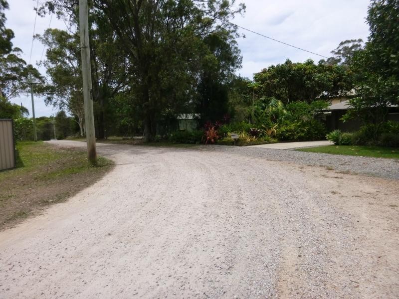 40 Cooee Crescent, Macleay Island QLD 4184