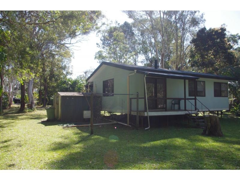 25 Michiko Street, Macleay Island QLD 4184