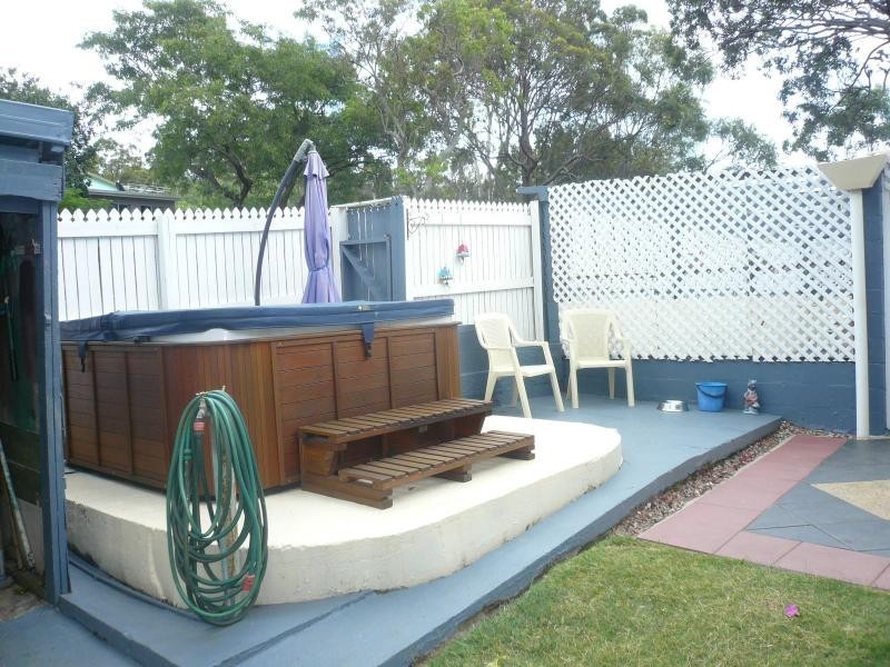 10 Hastings Terrace, Macleay Island QLD 4184