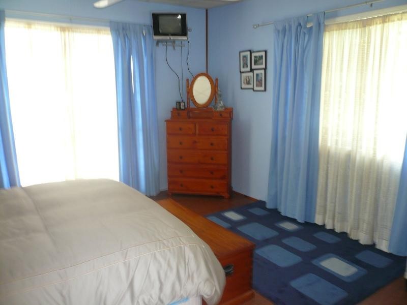 10 Hastings Terrace, Macleay Island QLD 4184