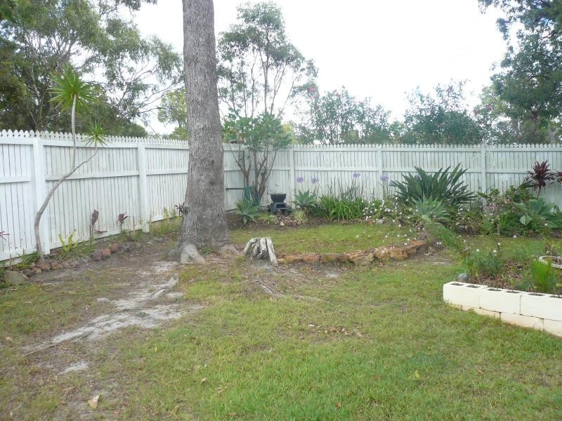 10 Hastings Terrace, Macleay Island QLD 4184