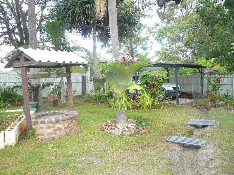 10 Hastings Terrace, Macleay Island QLD 4184