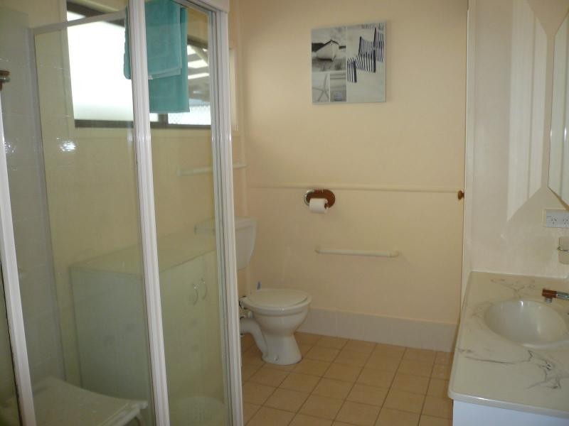 10 Hastings Terrace, Macleay Island QLD 4184