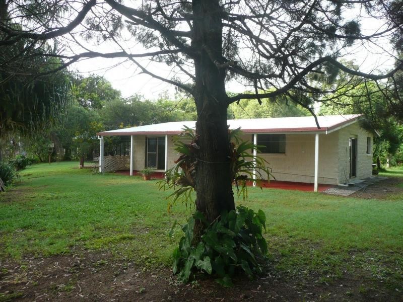 14 The Esplanade, Karragarra Island QLD 4184