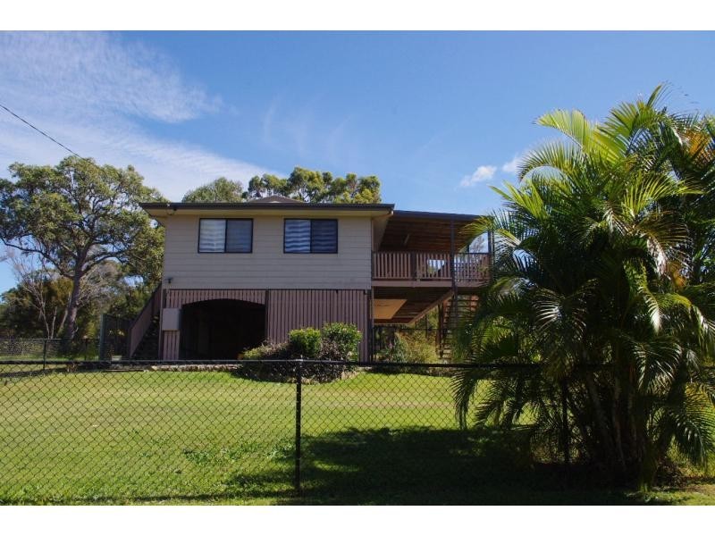 7 Koonwarra Parade, Macleay Island QLD 4184